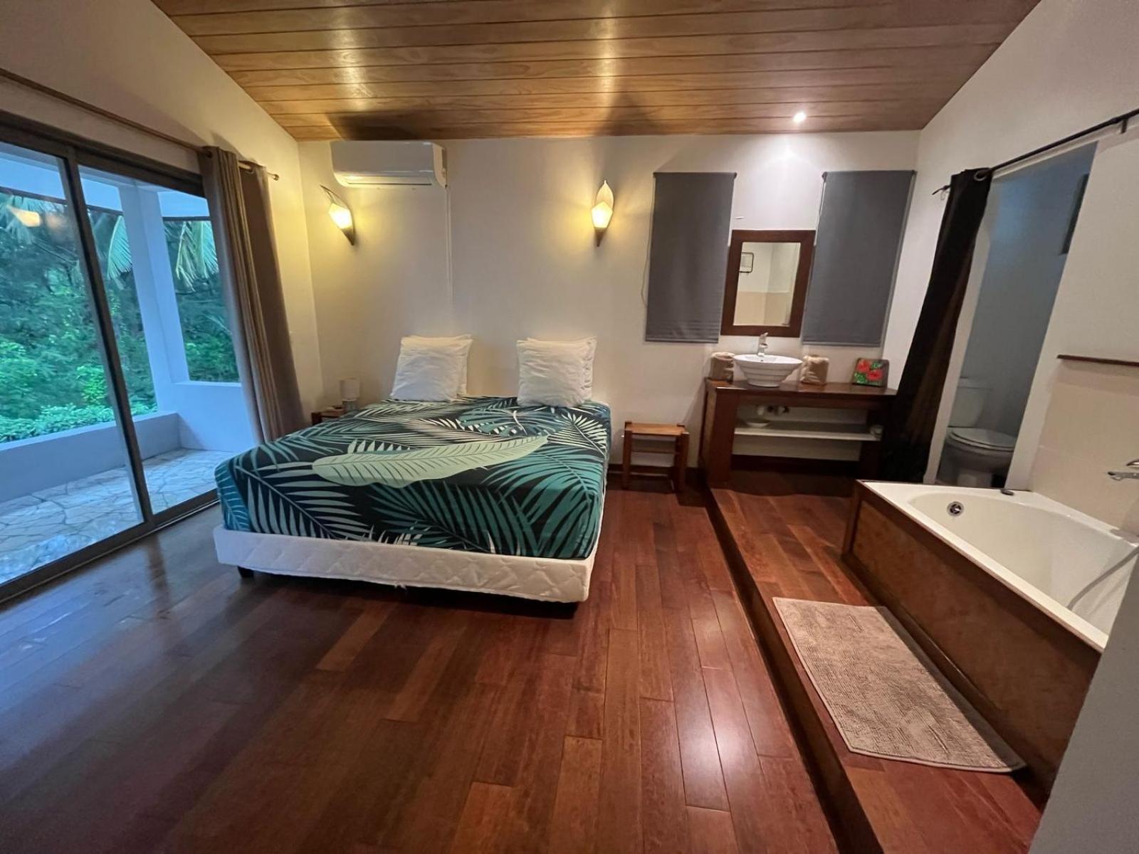 Moorea Temae Villa Walking Dist Beach And Golf Exteriör bild
